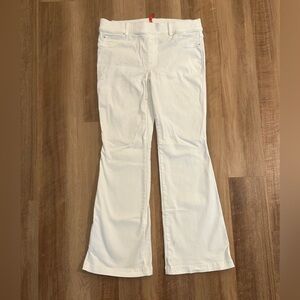 SPANX Shaping Flare Jeans | White | Petite XL | High-Rise